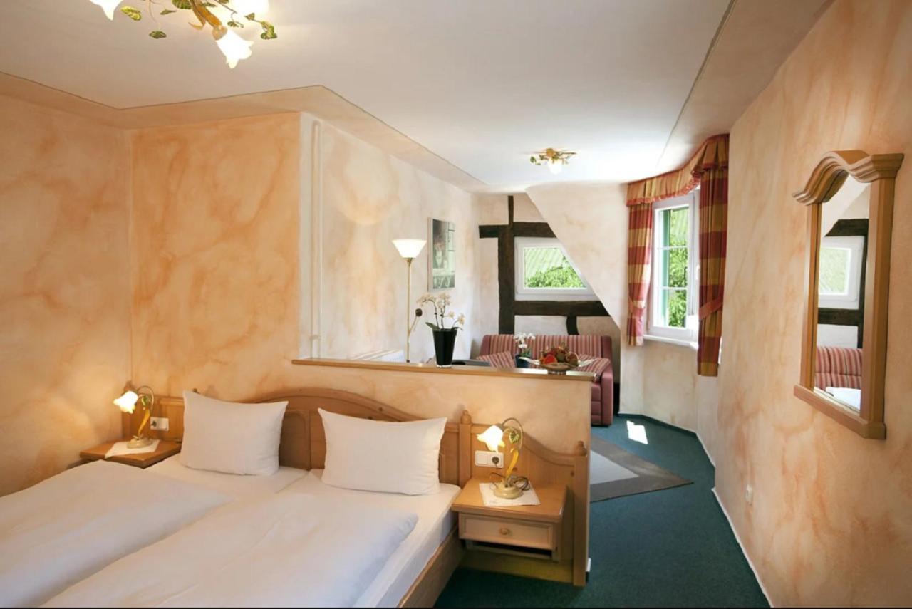 Gaestehaus Zur Traube Reil Exterior photo